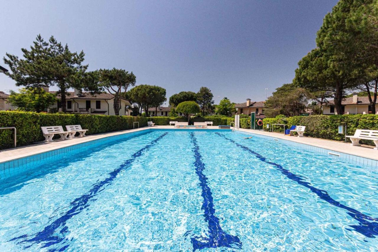 Holiday Home Porto Santa Margherita 40296 Bagian luar foto