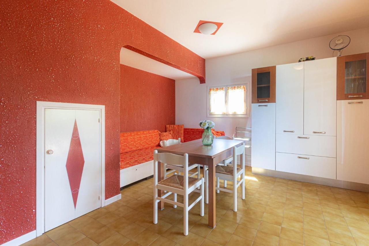 Holiday Home Porto Santa Margherita 40296 Bagian luar foto